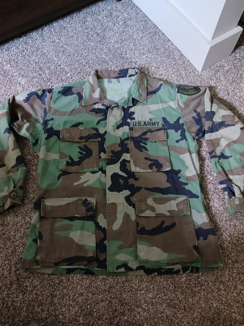 Vintage Woodland camo Army Field jacket M